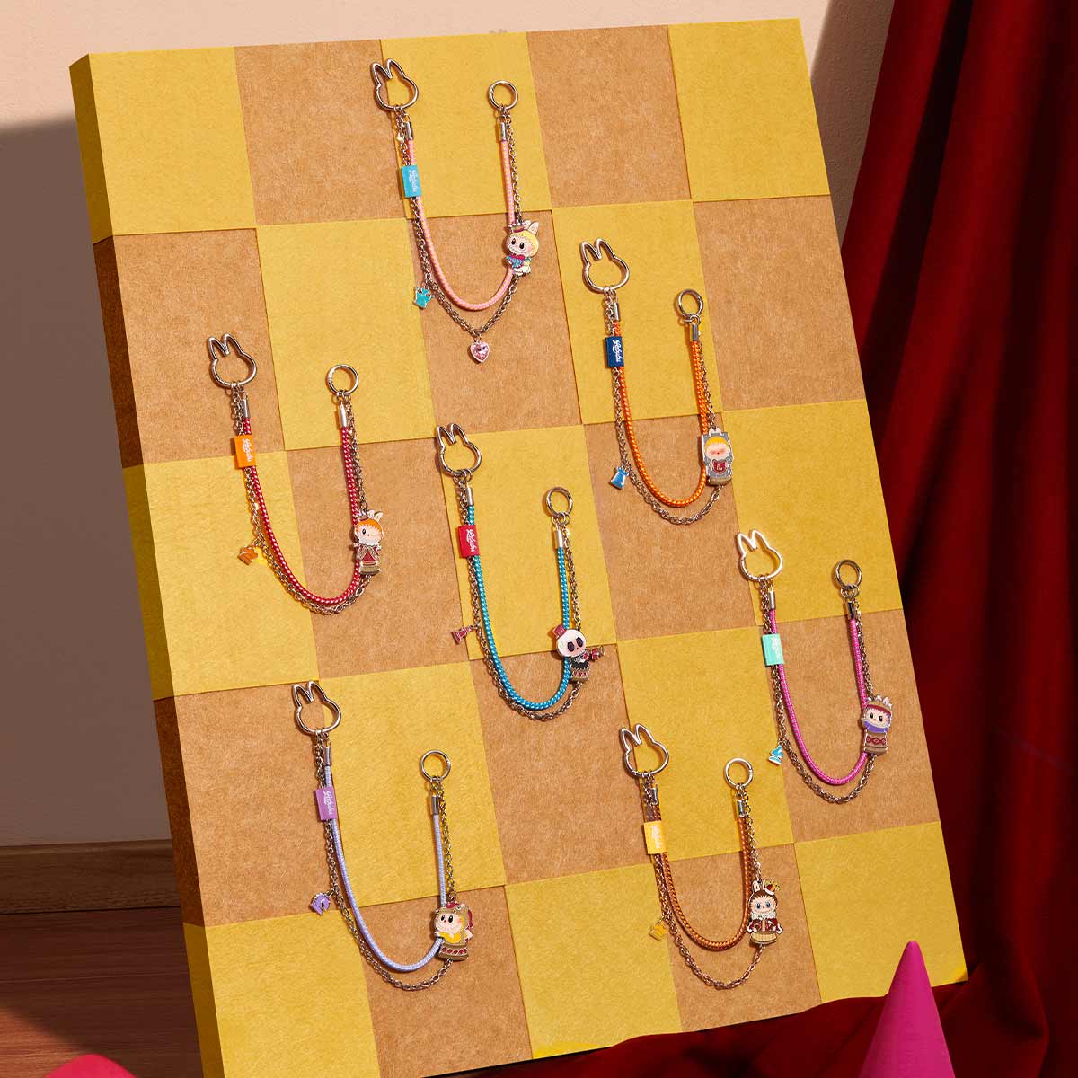 Coffret Blind Box Labubu Let’s Checkmate – 6 Pendentifs d’Échecs Uniques – Image 9