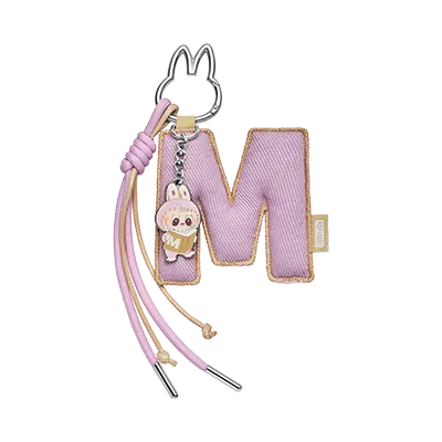 Pendentif Lettre “M” Labubu – Pin for Love Series