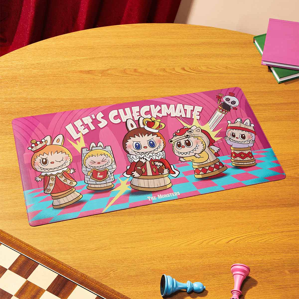 Tapis de Bureau XL Labubu Let’s Checkmate – 80 × 40 cm – Image 2