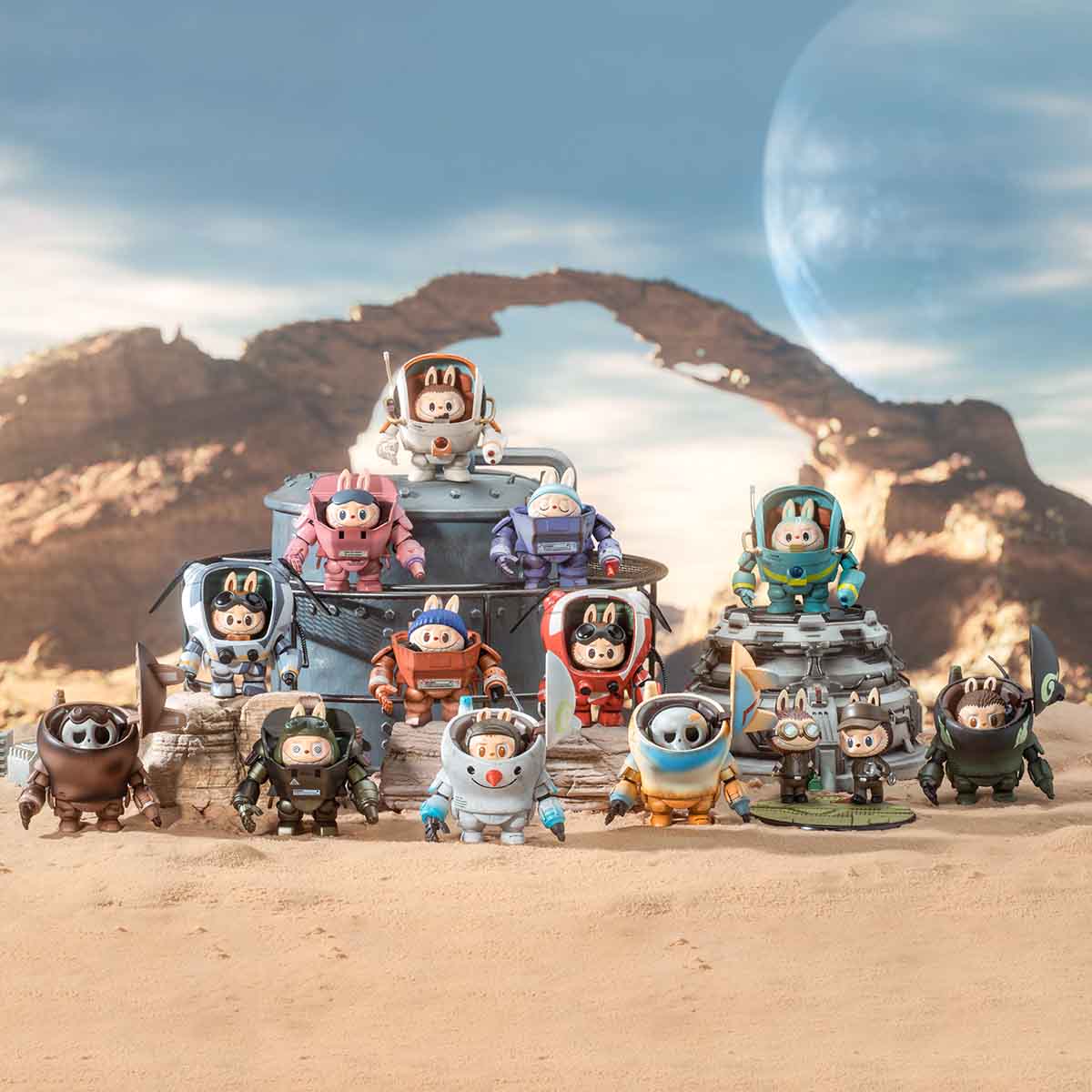 Figurine Labubu × Kow Yokoyama Fliege Storm – Édition Limitée – Image 2