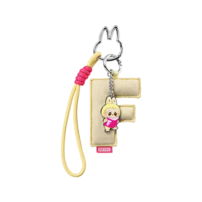 Pendentif Lettre “F” Labubu – Pin for Love Series